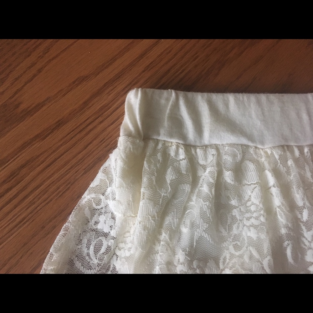 High-Low Skirt - Picture 4 of 5